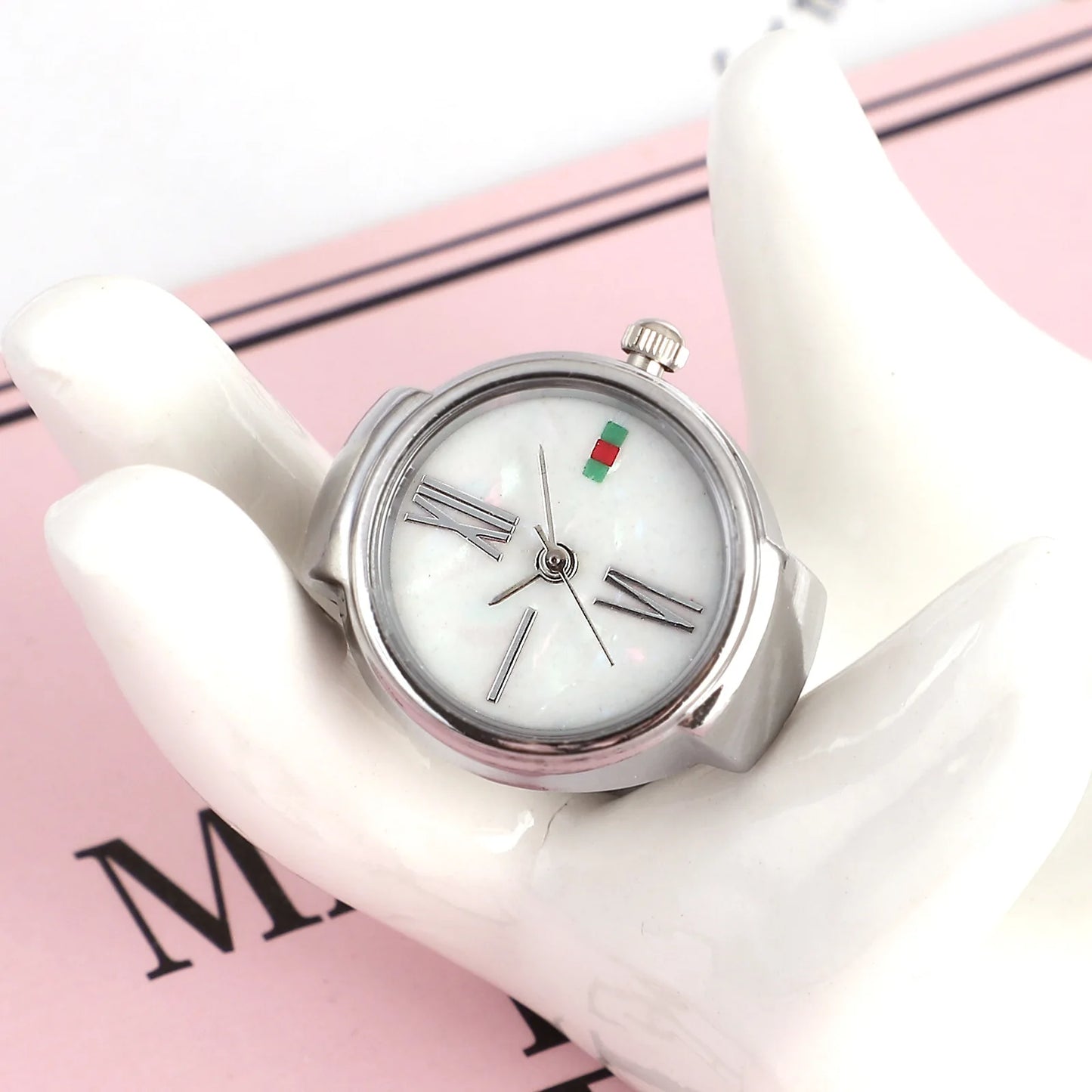 Luxury Ring Clock Elastic Stretchy Quartz Watches Rings for Men Ladies Man Male Finger Hour Functional Vintage Pocket Jewelry